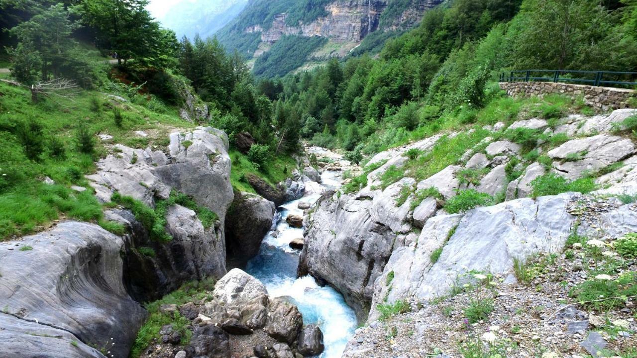 Vvf Saint-Lary-Soulan Hautes-Pyrenees Exterior photo